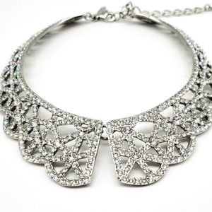 Oscar de la Renta Diamond Swarovski Crystal Scalloped Lace Hinged Collar Choker